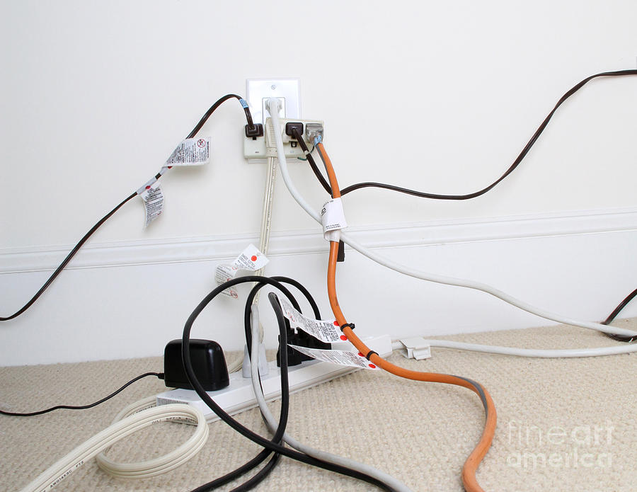 overloaded-electrical-outlet